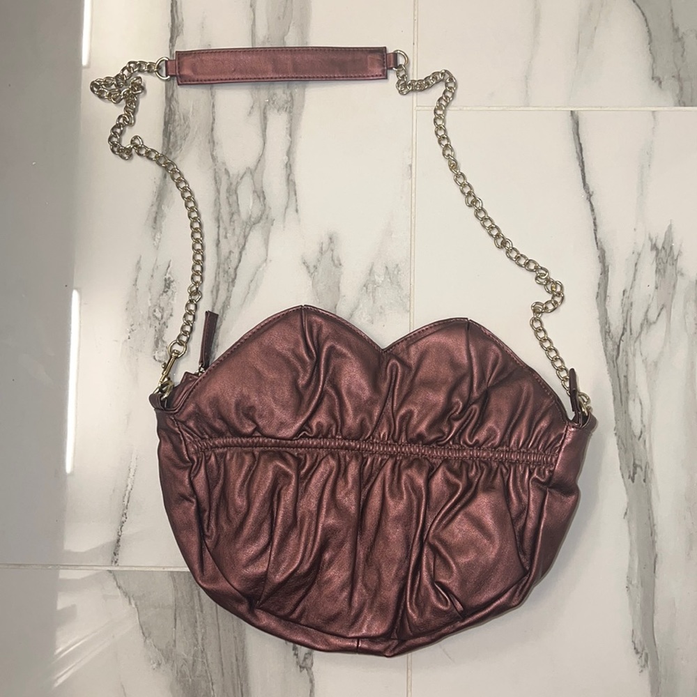 Limited Edition Selena Gomez Lip Purse